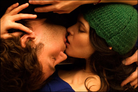 rachel weisz kiss. Norah Jones, Rachel Weisz,