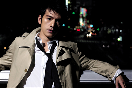 http://www.angryasianman.com/images/angry/takeshikaneshiro.jpg