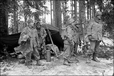 Second World War Clothes. the Second World War,